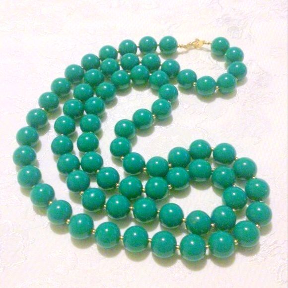 Vintage Green and Gold Lucite Beaded Necklace - Picture 1 of 4